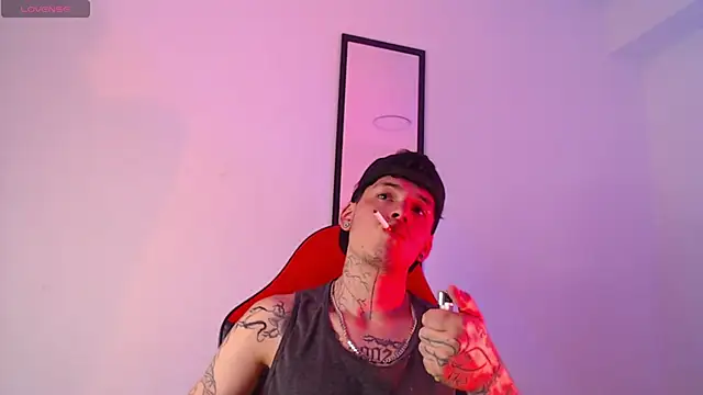 Anhonymus  online show from October 3, 12:46 pm