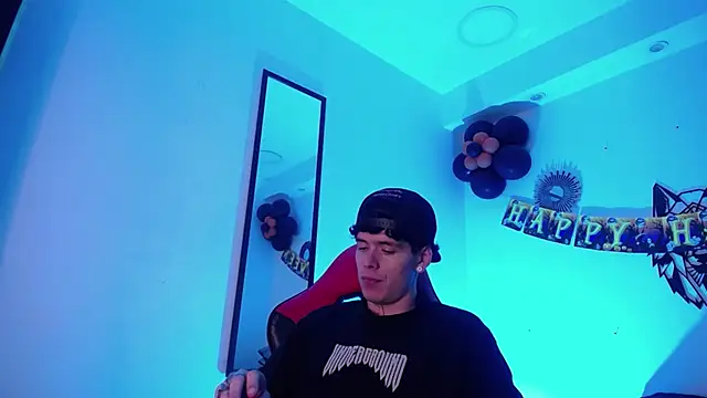 Anhonymus  online show from October 20, 3:51 am