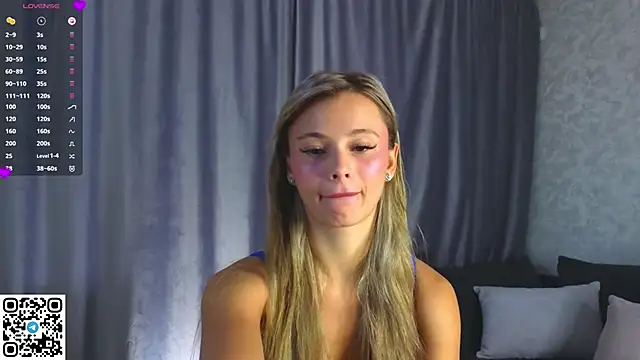 NaughtySeraphine online show from October 31, 6:03 am