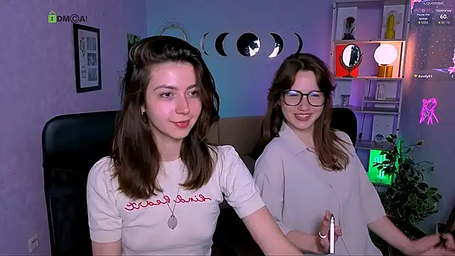 kitniss dreamy online show from June 14, 7:27 pm