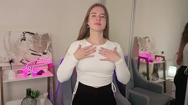 JenLottie online show from September 9, 1:43 pm