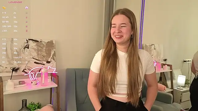 JenLottie online show from September 18, 1:24 pm