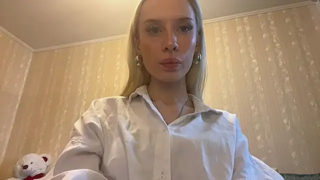 SwitchedFiver online show from September 9, 7:19 am