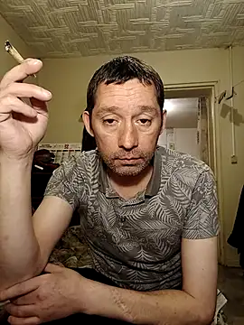 Snapshot of frederic198 chatting on March 4, 8:59 pm frederic198 online show from March 4, 8:59 pm