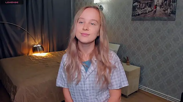 SoonMoor online show from October 30, 8:09 pm