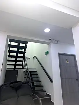 TiffanyyLam online show from September 23, 11:02 am