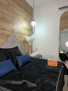 TiffanyyLam online show from January 14, 10:03 pm