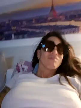 Snapshot of sexy7883 chatting on November 21, 9:57 pm sexy7883 online show from November 21, 9:57 pm