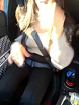 Snapshot of sexy7883 chatting on November 25, 9:31 am sexy7883 online show from November 25, 9:31 am