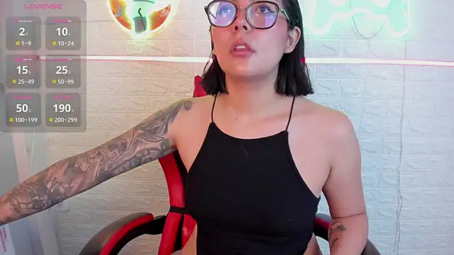 LolaXXXperience online show from November 22, 11:31 am