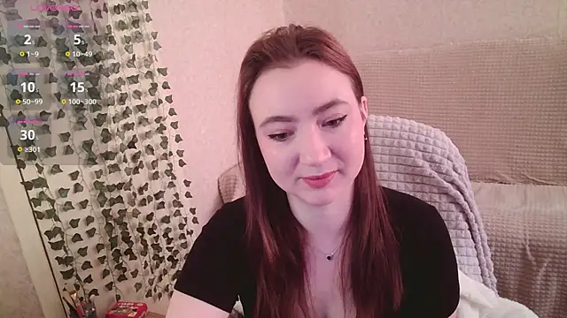 Snapshot of Micky_Wood chatting on April 3, 8:45 am Micky Wood online show from April 3, 8:45 am