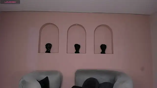 LaurentConnor online show from September 25, 3:32 am