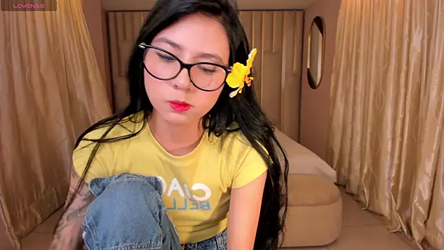 LaurentConnor online show from January 18, 11:52 pm