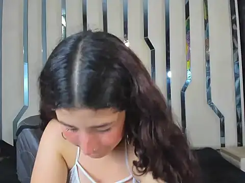 AuroraFishx69 online show from September 22, 7:27 pm