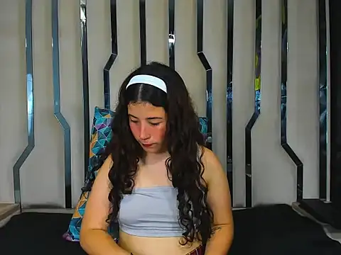 AuroraFishx69 online show from September 30, 8:36 pm