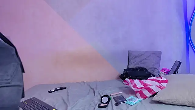 Danka smith online show from September 12, 10:21 pm