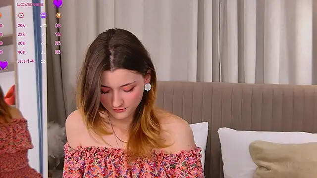 LillySvon online show from March 20, 4:45 pm