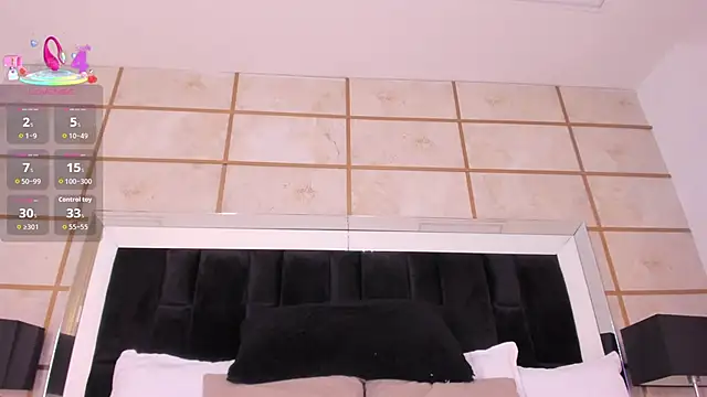 RoxyLior online show from March 1, 11:23 am