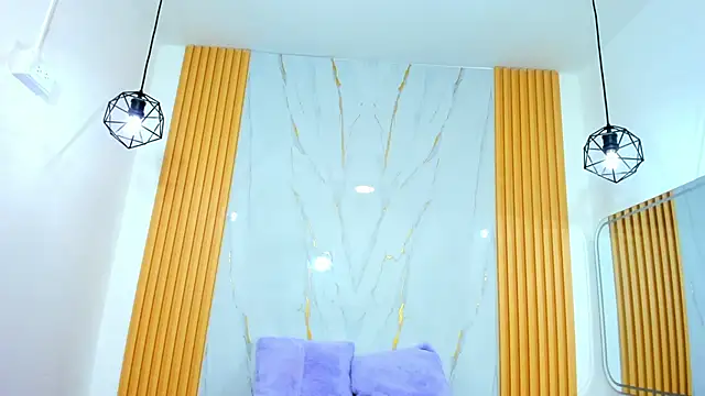 Snapshot of LexaLust chatting on October 4, 11:08 am LexaLust online show from October 4, 11:08 am