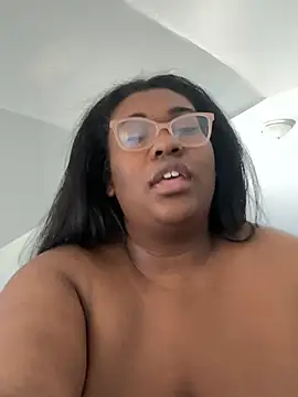 bunbun420247 online show from February 5, 4:00 pm