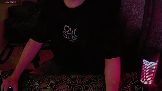 Snapshot of xXxHARDPORNxXx chatting on June 5, 5:18 pm xXxHARDPORNxXx online show from June 5, 5:18 pm