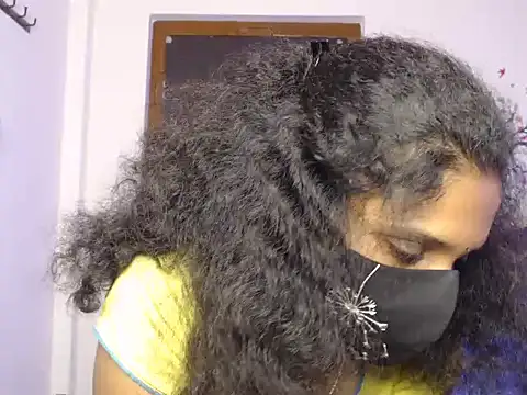 Snapshot of Zellybean_telugu chatting on October 1, 10:10 am Zellybean telugu online show from October 1, 10:10 am