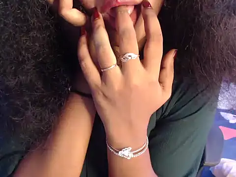 Snapshot of Zellybean_telugu chatting on October 26, 8:42 am Zellybean telugu online show from October 26, 8:42 am