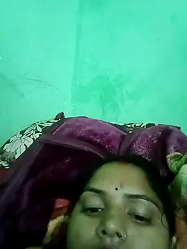 Snapshot of Anjali_220 chatting on October 15, 6:19 pm Anjali 220 online show from October 15, 6:19 pm