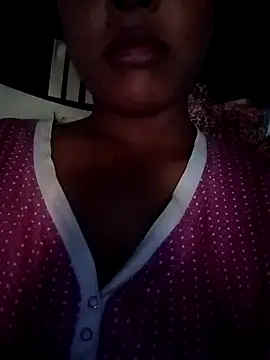 Snapshot of vandana_babi chatting on October 9, 3:37 am vandana babi online show from October 9, 3:37 am