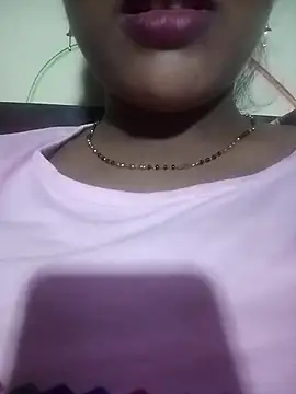 Snapshot of vandana_babi chatting on October 12, 12:15 pm vandana babi online show from October 12, 12:15 pm