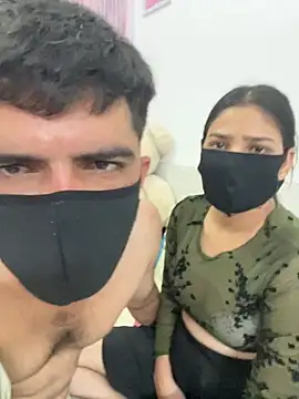 Sex Queen aaraya online show from July 26, 6:10 am