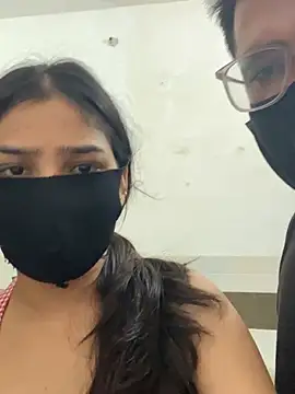 Sex Queen aaraya online show from July 26, 6:15 pm