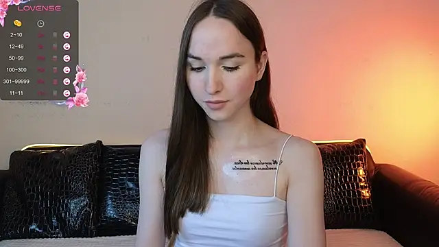 Snapshot of Angeel_Kate chatting on September 19, 7:32 am Angeel Kate online show from September 19, 7:32 am