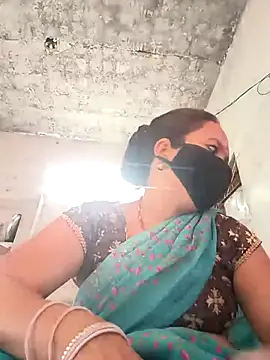 Snapshot of suhani_sharmj chatting on November 28, 7:11 am suhani sharmj online show from November 28, 7:11 am