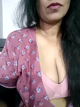 Deepa Sharma143 online show from February 27, 1:49 am