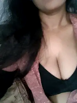 Deepa Sharma143 online show from March 29, 2:00 am