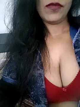 Snapshot of Deepa_Sharma143 chatting on April 13, 1:55 am Deepa Sharma143 online show from April 13, 1:55 am