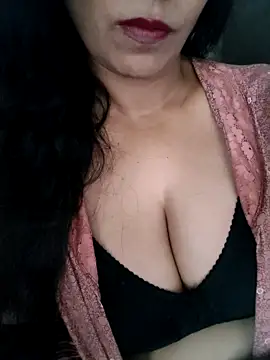 Snapshot of Deepa_Sharma143 chatting on April 26, 1:36 am Deepa Sharma143 online show from April 26, 1:36 am