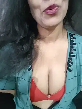 Deepa Sharma143 online show from June 13, 2:09 am