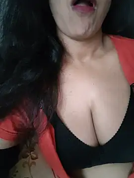 Deepa Sharma143 online show from June 21, 2:03 am