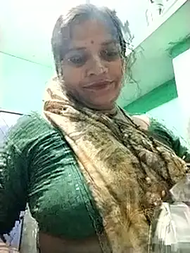 Snapshot of Hot_babli54 chatting on November 6, 12:06 pm Hot babli54 online show from November 6, 12:06 pm