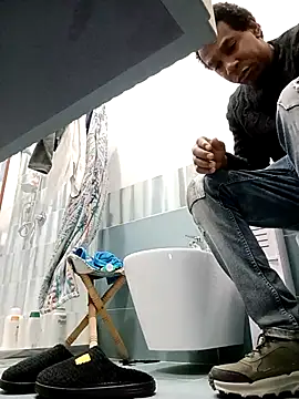 Snapshot of estrogeni chatting on January 10, 9:30 pm estrogeni online show from January 10, 9:30 pm