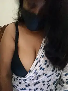 HAANNIAA online show from December 17, 2:23 pm