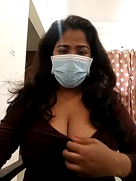 HAANNIAA online show from January 15, 11:59 am