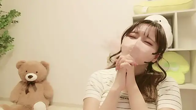 JP Momo o0 online show from September 13, 11:10 am