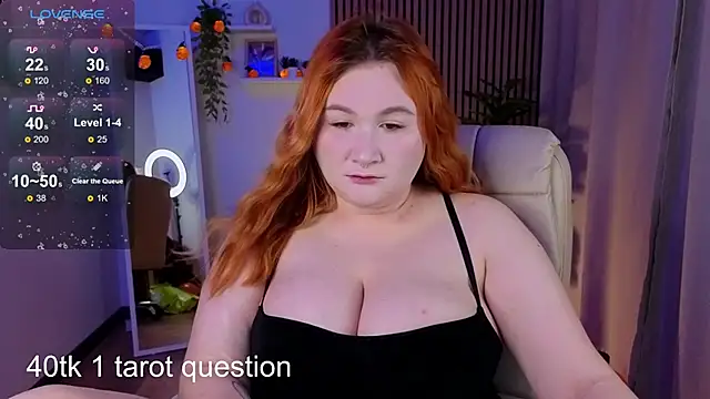 Snapshot of laura_palmerr chatting on November 8, 2:34 am laura palmerr online show from November 8, 2:34 am