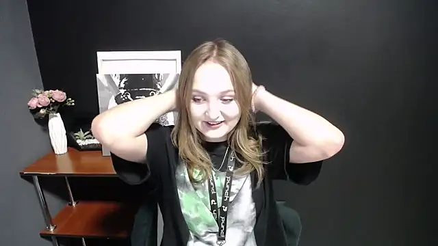 Mystic nikole online show from September 11, 12:38 pm