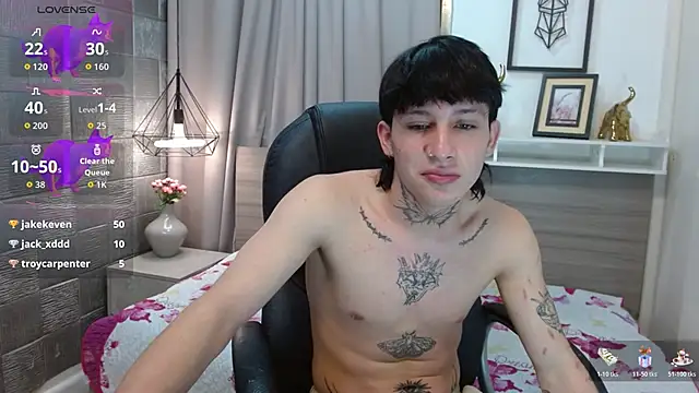 Iantwink18 online show from October 18, 7:14 pm