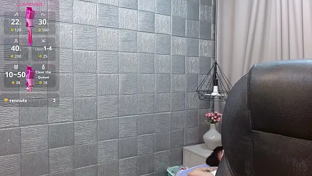 Iantwink18 online show from December 5, 8:01 am