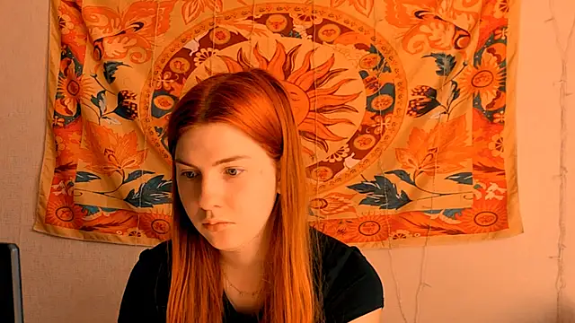 AliceCUNTach online show from June 17, 5:10 am